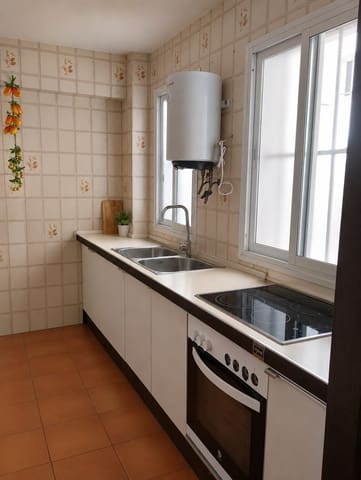 3 soverom Leilighet til leie i Los Tilos, Málaga by - € 1 300 (Ref: 9975870)