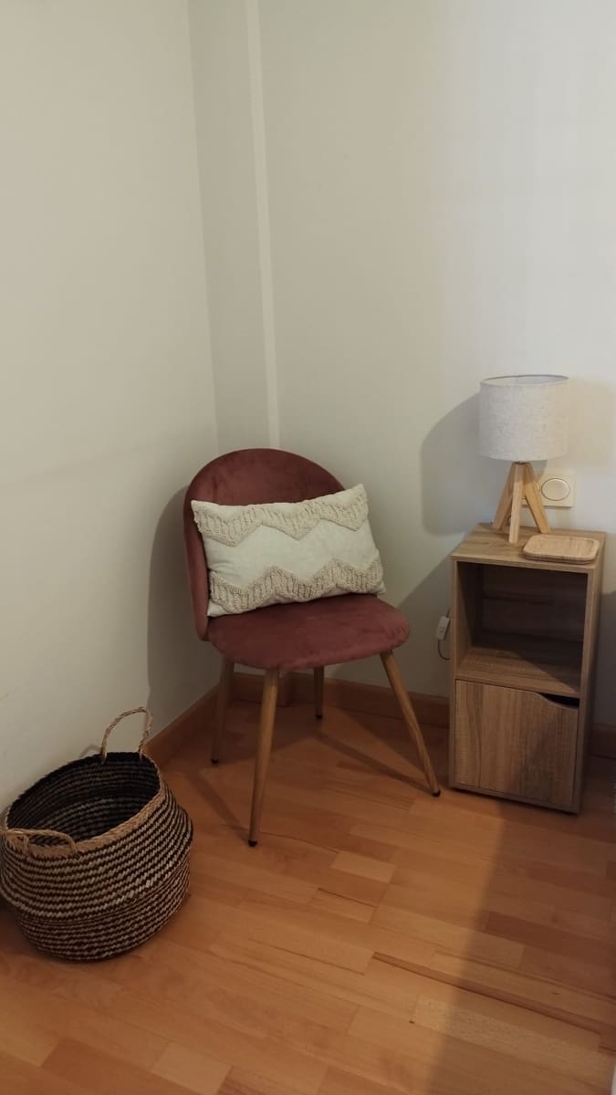 1 soverom Leilighet til leie i Malaga by med svømmebasseng garasje - € 1 500 (Ref: 9975885)