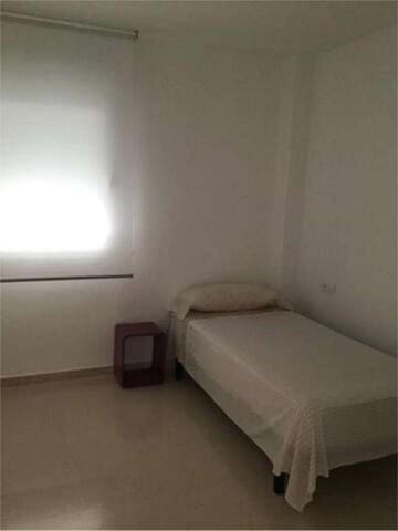 2 quarto Apartamento para arrendar em Cristo de la Epidemia, Málaga cidade - 1 300 € (Ref: 9986152)