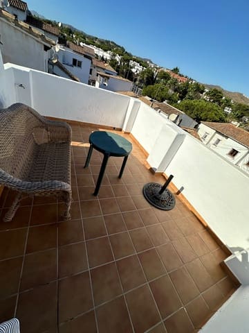 2 camera da letto Villetta a Schiera da affittare in Las Chapas - El Rosario, Marbella - 1.200 € (Rif: 9986170)