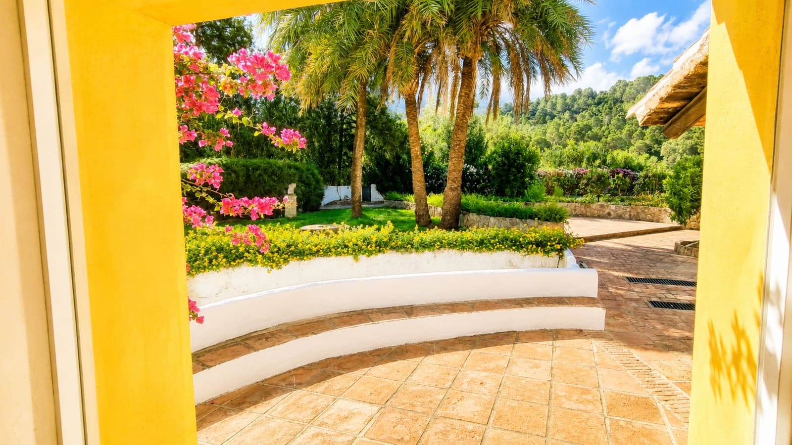 10 bedroom Finca/Country House for sale in Gaucin with pool - € 2,799,000 (Ref: 10017018)