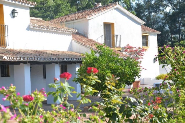 10 bedroom Finca/Country House for sale in Gaucín with pool - € 2,799,000 (Ref: 10017018)