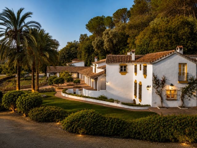 10 bedroom Finca/Country House for sale in Gaucín with pool - € 2,799,000 (Ref: 10017018)