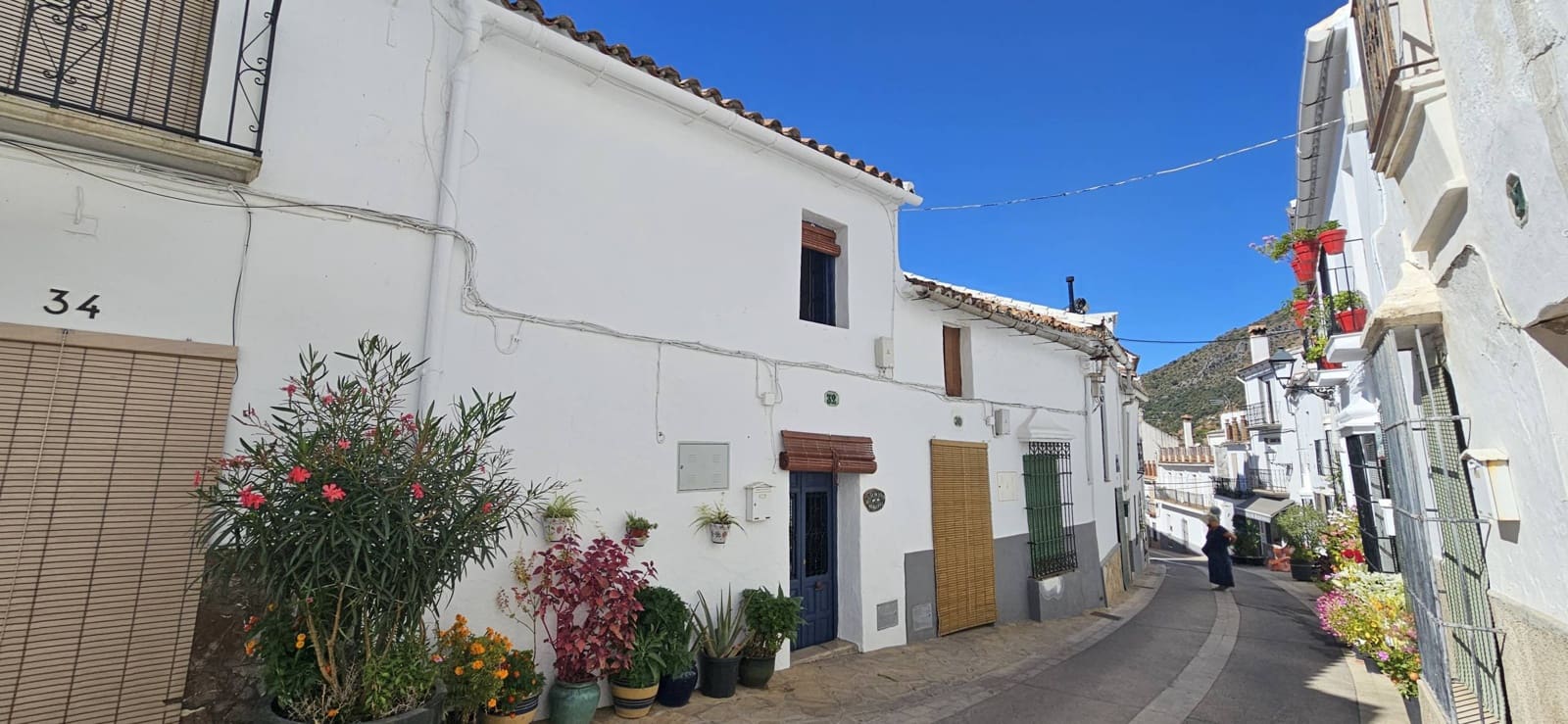 3 bedroom Townhouse for sale in Gaucin with pool - € 240,000 (Ref: 10099460)