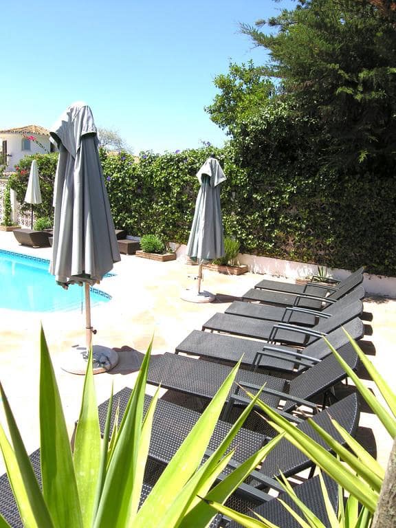 8 makuuhuone Huvila myytävänä paikassa Marbella mukana uima-altaan - 3 000 000 € (Ref: 6008330)