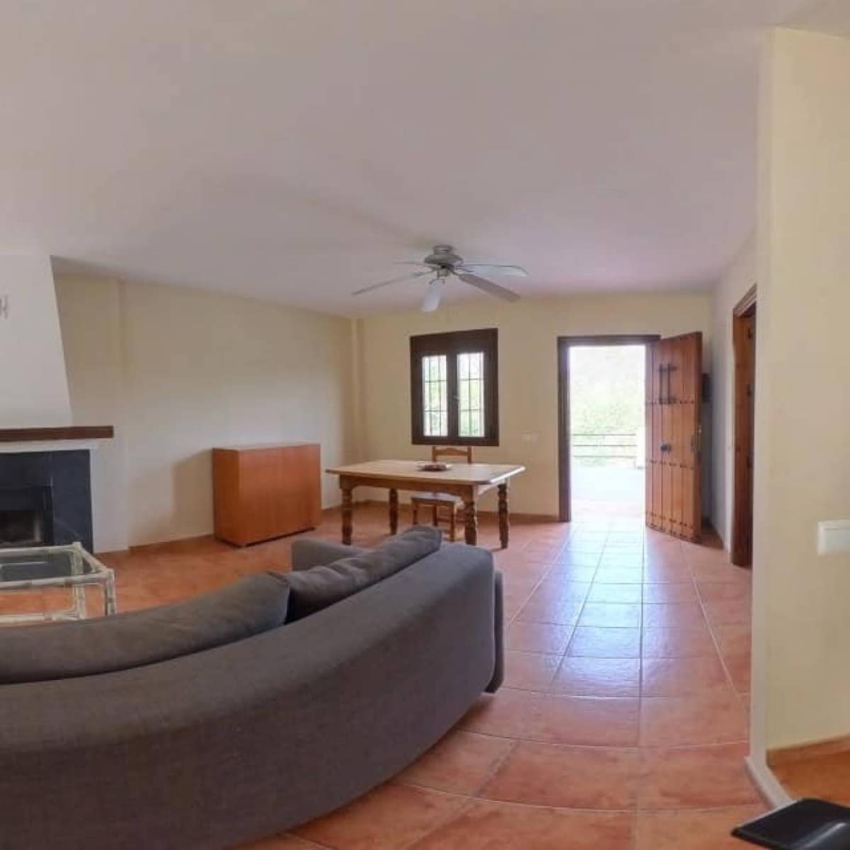 17 soveværelse Hotel til salg i Guaro - € 780.000 (Ref: 6019589)