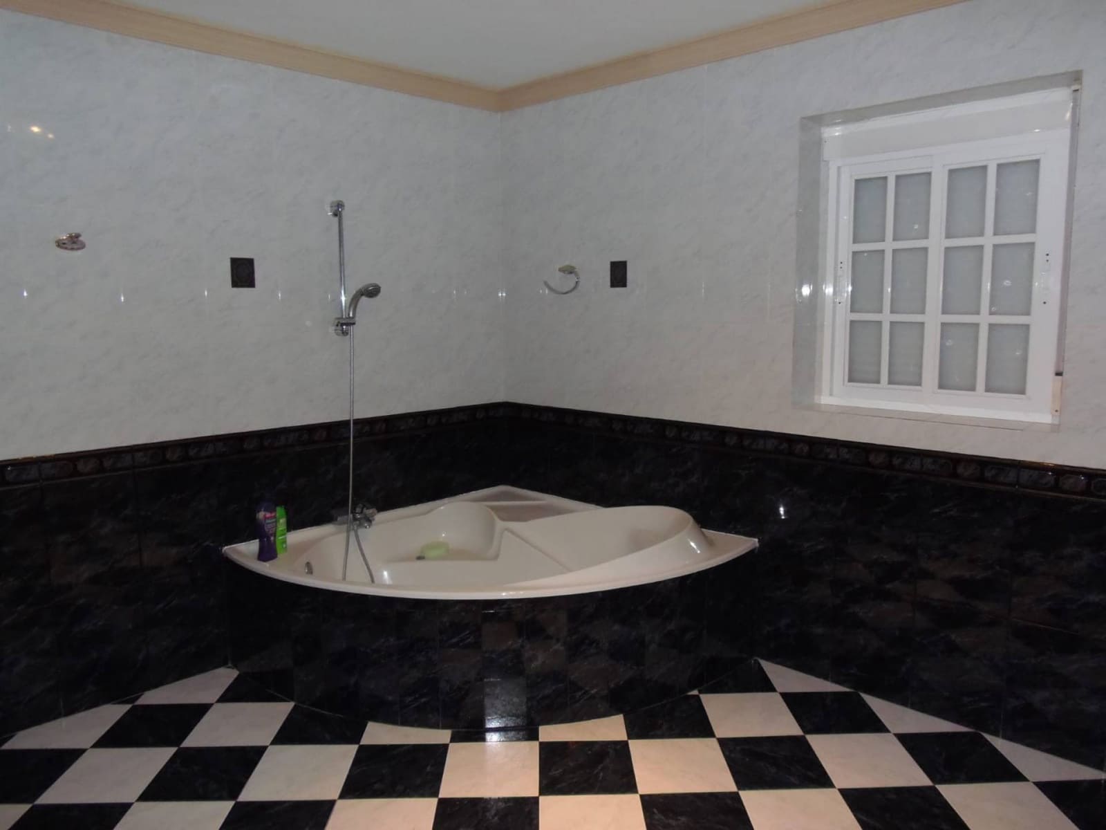 4 slaapkamer Villa te koop in Arriate - € 445.000 (Ref: 7337874)