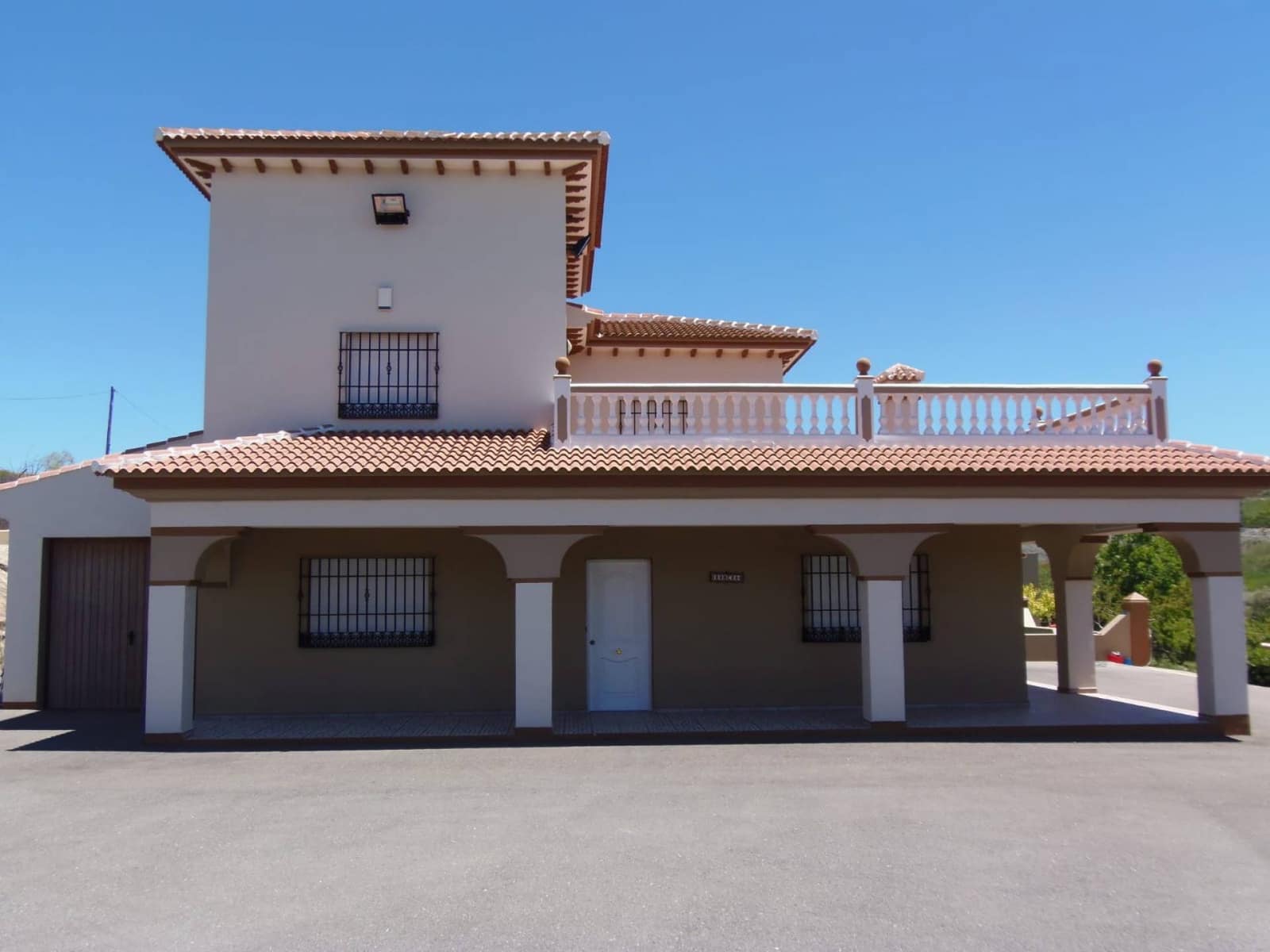 4 slaapkamer Villa te koop in Arriate - € 445.000 (Ref: 7337874)