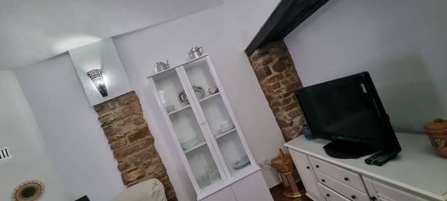 2 soveværelse Byhus til salg i Cortes de la Frontera med swimmingpool - € 150.000 (Ref: 7508410)