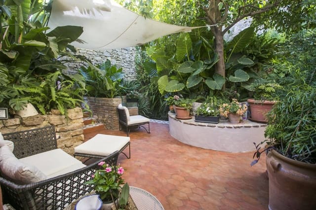 Finca/Casa Rural de 6 habitaciones en Jimena de la Frontera en venta con piscina - 995.000 € (Ref: 8204755)