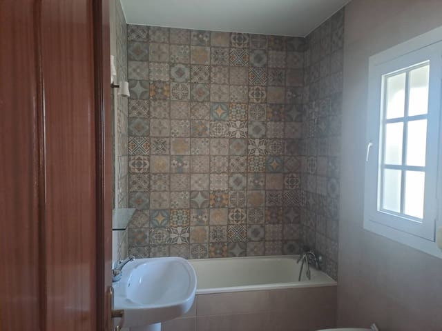 3 slaapkamer Huis te koop in Montejaque - € 120.000 (Ref: 8242126)