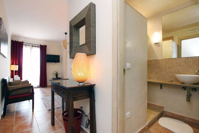 7 sypialnia Hotel na sprzedaż w Zahara de la Sierra - 1 200 000 € (Ref: 8255450)