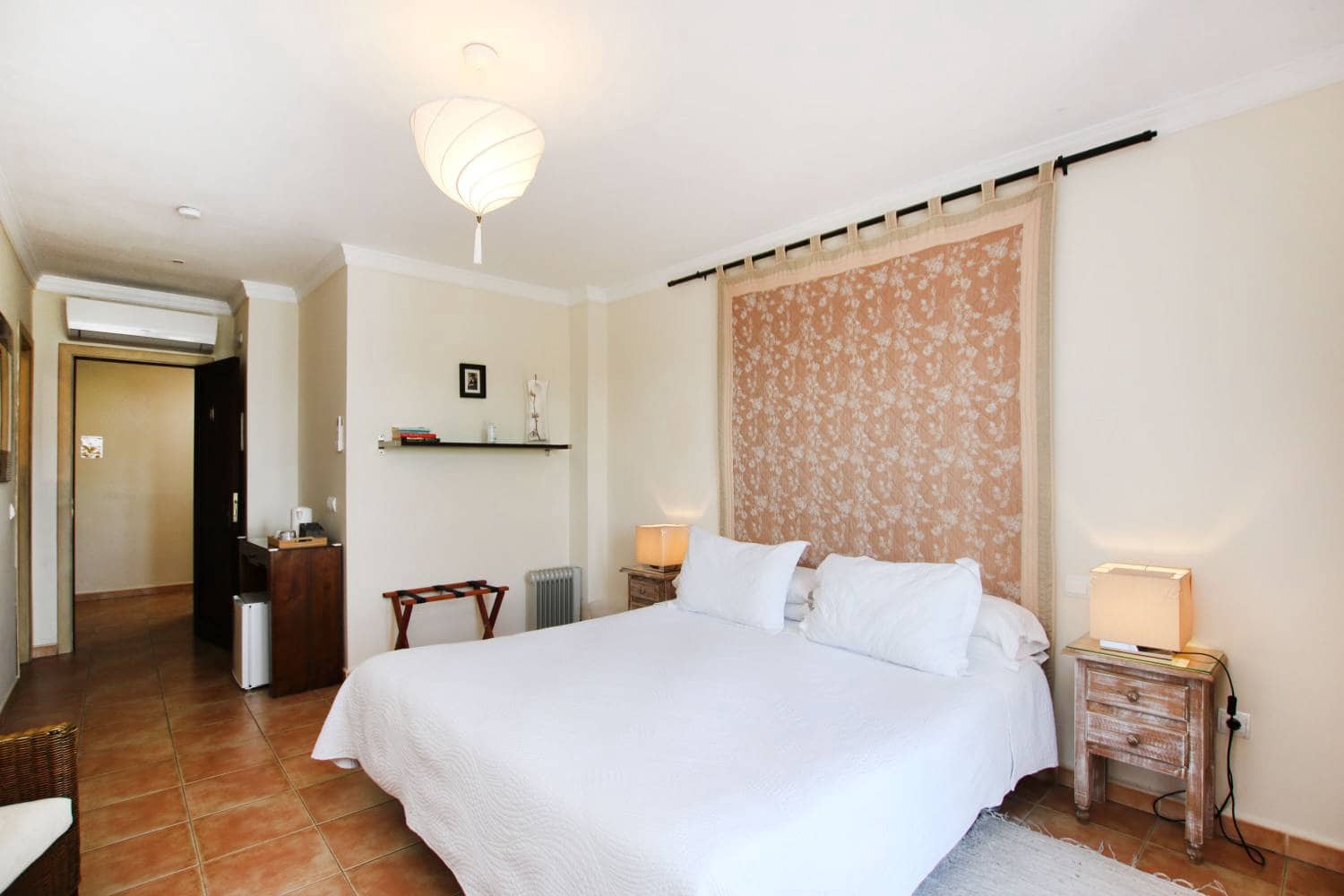 7 soveværelse Hotel til salg i Zahara de la Sierra - € 1.200.000 (Ref: 8255450)