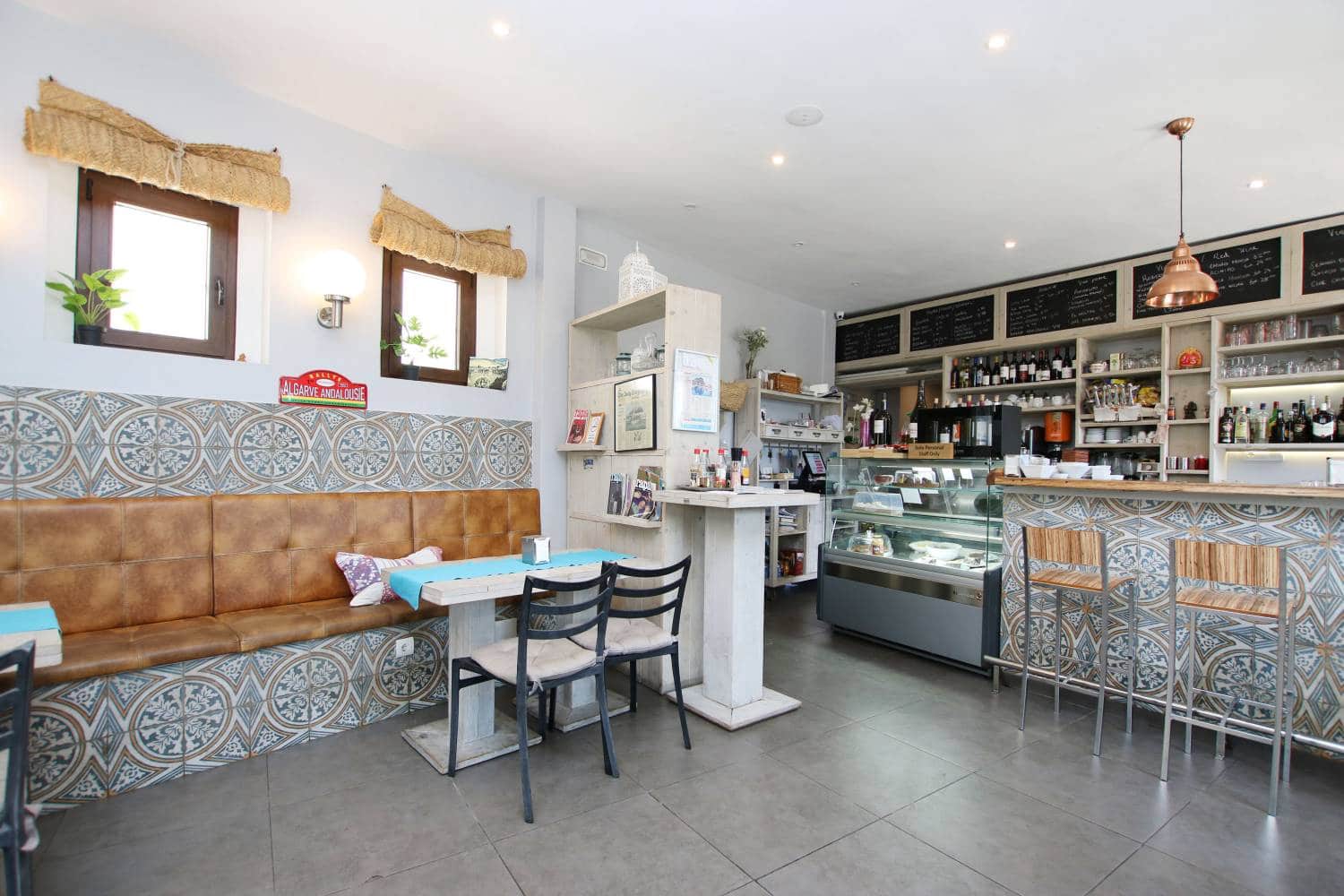 7 soveværelse Hotel til salg i Zahara de la Sierra - € 1.200.000 (Ref: 8255450)