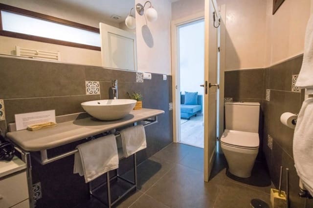 7 sypialnia Hotel na sprzedaż w Zahara de la Sierra - 1 200 000 € (Ref: 8255450)