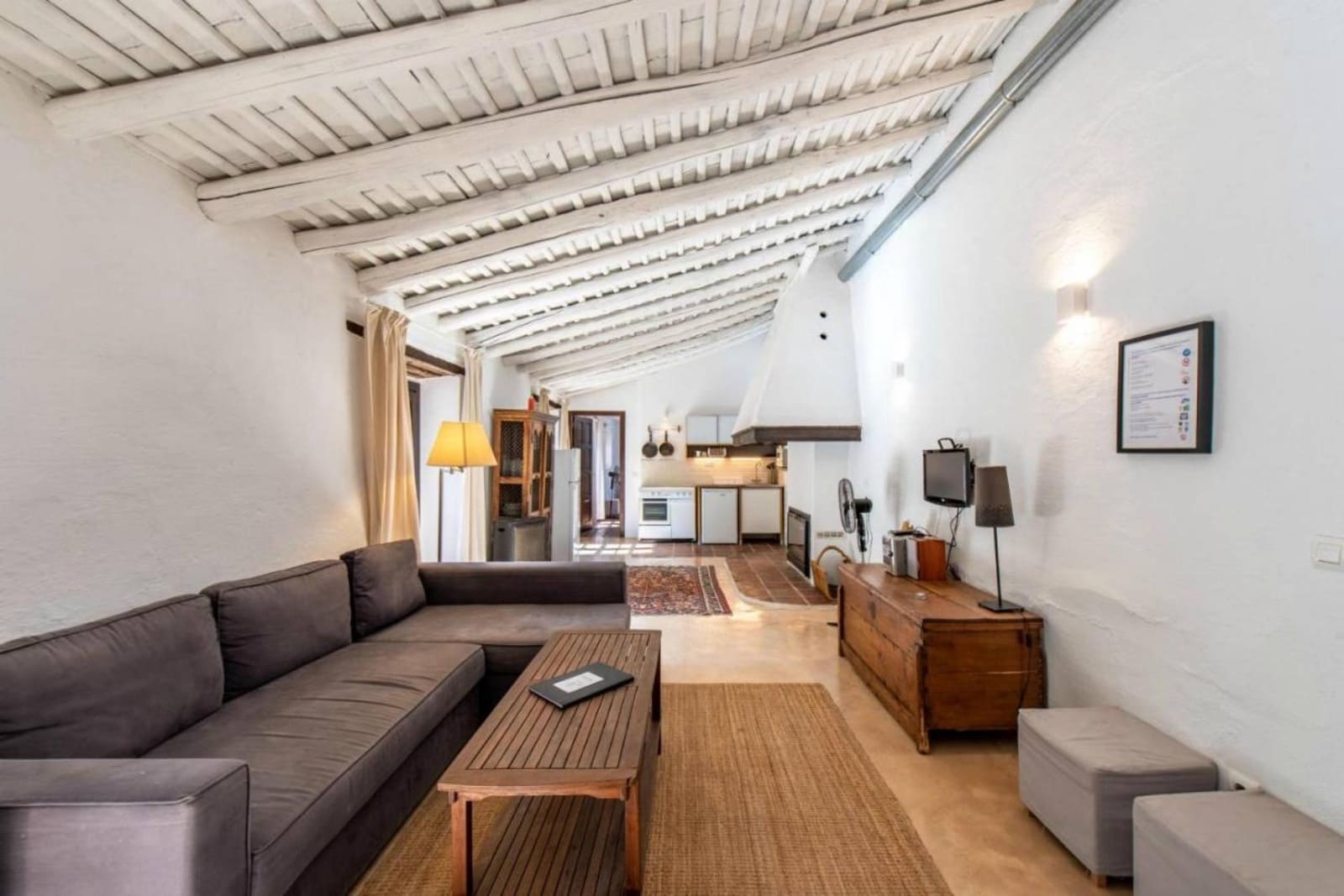 12 bedroom Hotel for sale in Constantina - € 1,650,000 (Ref: 8299648)