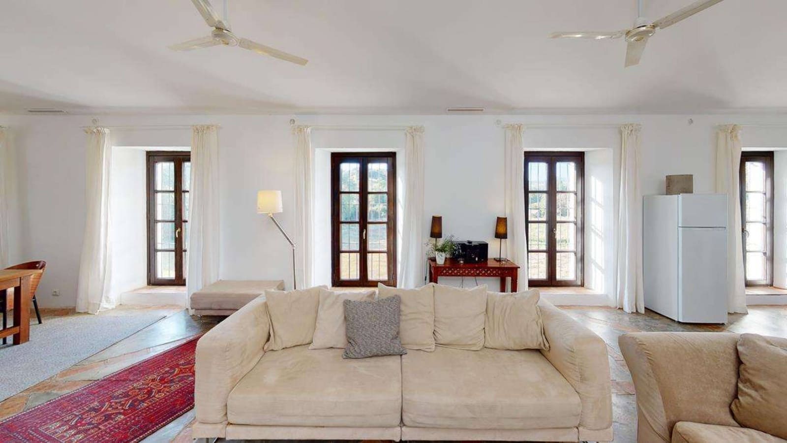 12 bedroom Hotel for sale in Constantina - € 1,650,000 (Ref: 8299648)