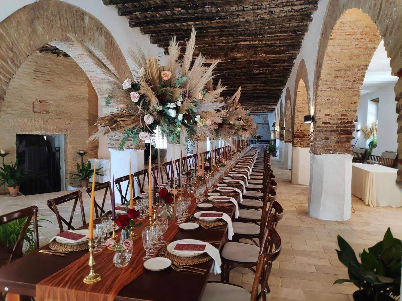 12 bedroom Hotel for sale in Constantina - € 1,650,000 (Ref: 8299648)