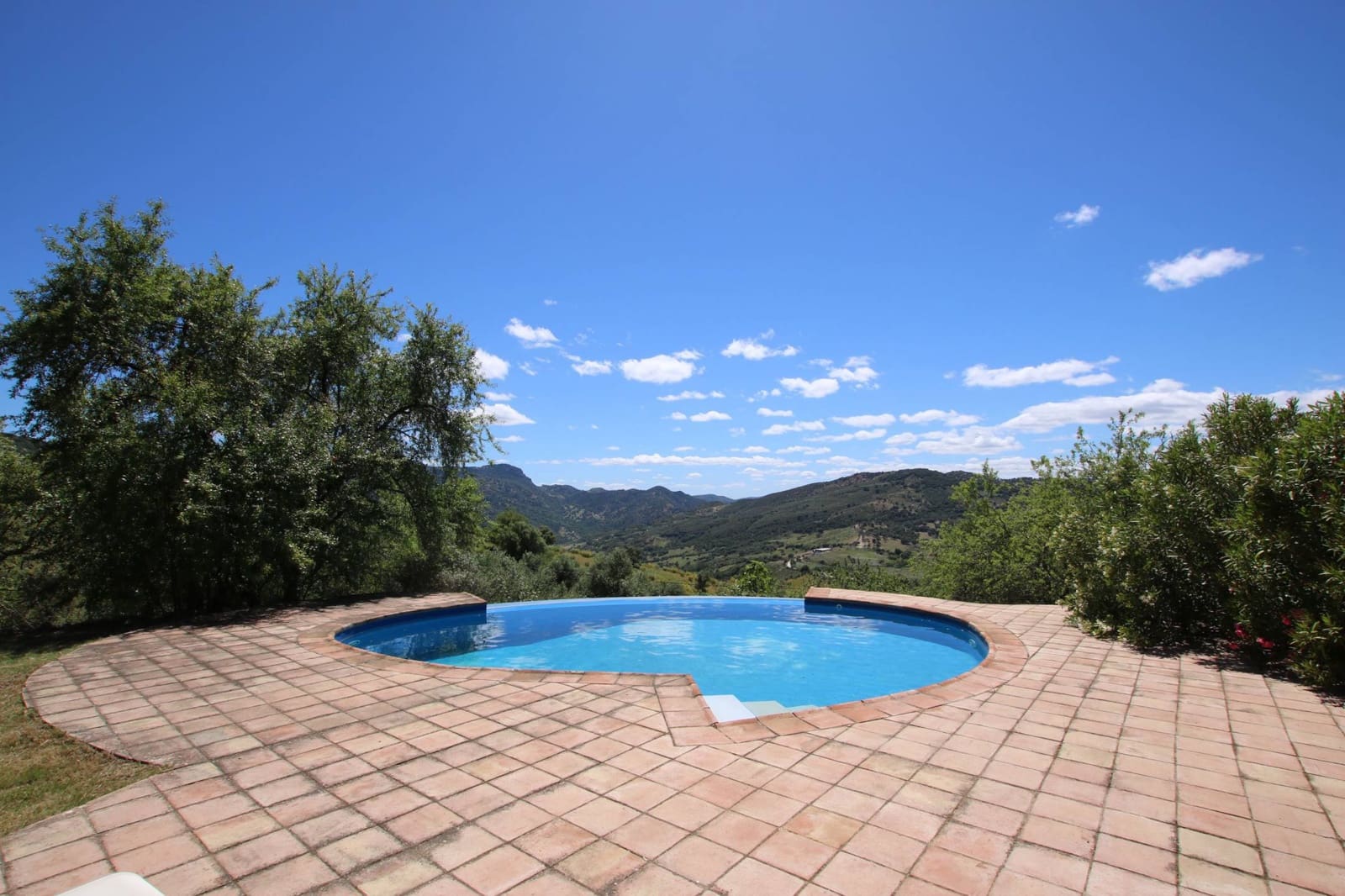 3 makuuhuone Maalaistalo myytävänä paikassa Gaucin mukana uima-altaan - 495 000 € (Ref: 8323606)