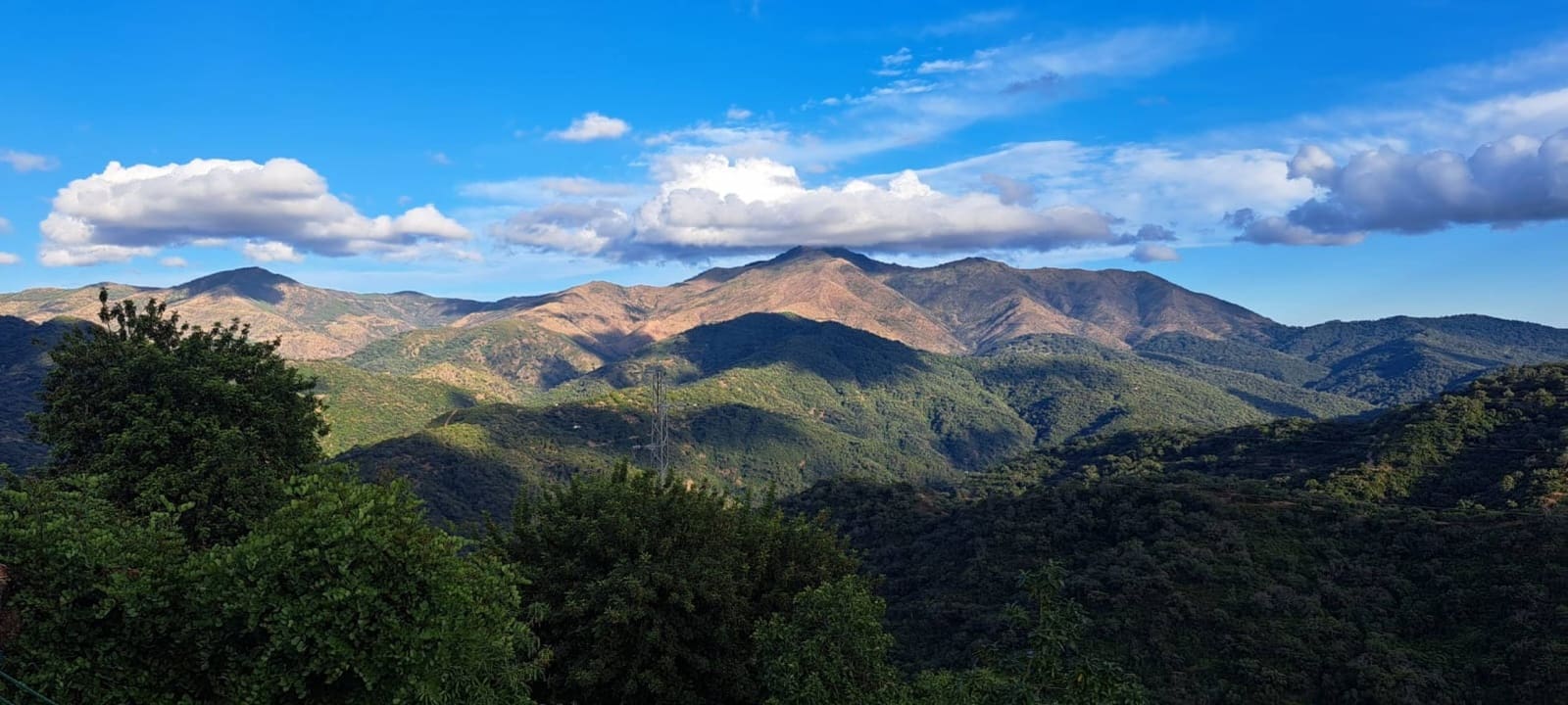 4 soveværelse Semi-Rækkehus til salg i Benarraba - € 265.000 (Ref: 8412991)