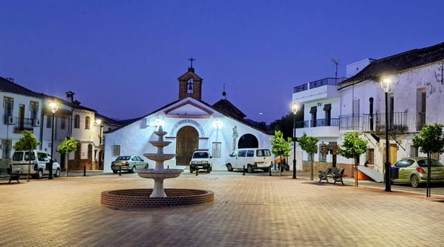 4 makuuhuone Paritalo myytävänä paikassa Benarrabá - 265 000 € (Ref: 8412991)