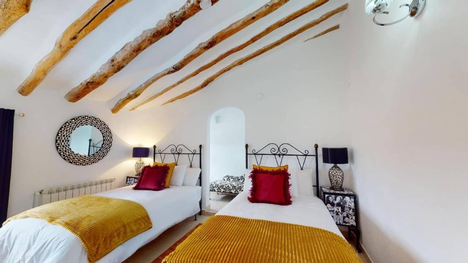 12 soveværelse Guesthouse/B & B til salg i Caniles med swimmingpool - € 1.250.000 (Ref: 8480208)