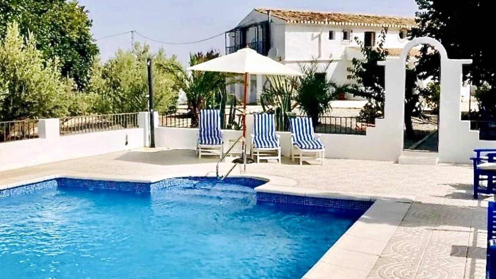 12 soveværelse Guesthouse/B & B til salg i Caniles med swimmingpool - € 1.250.000 (Ref: 8480208)