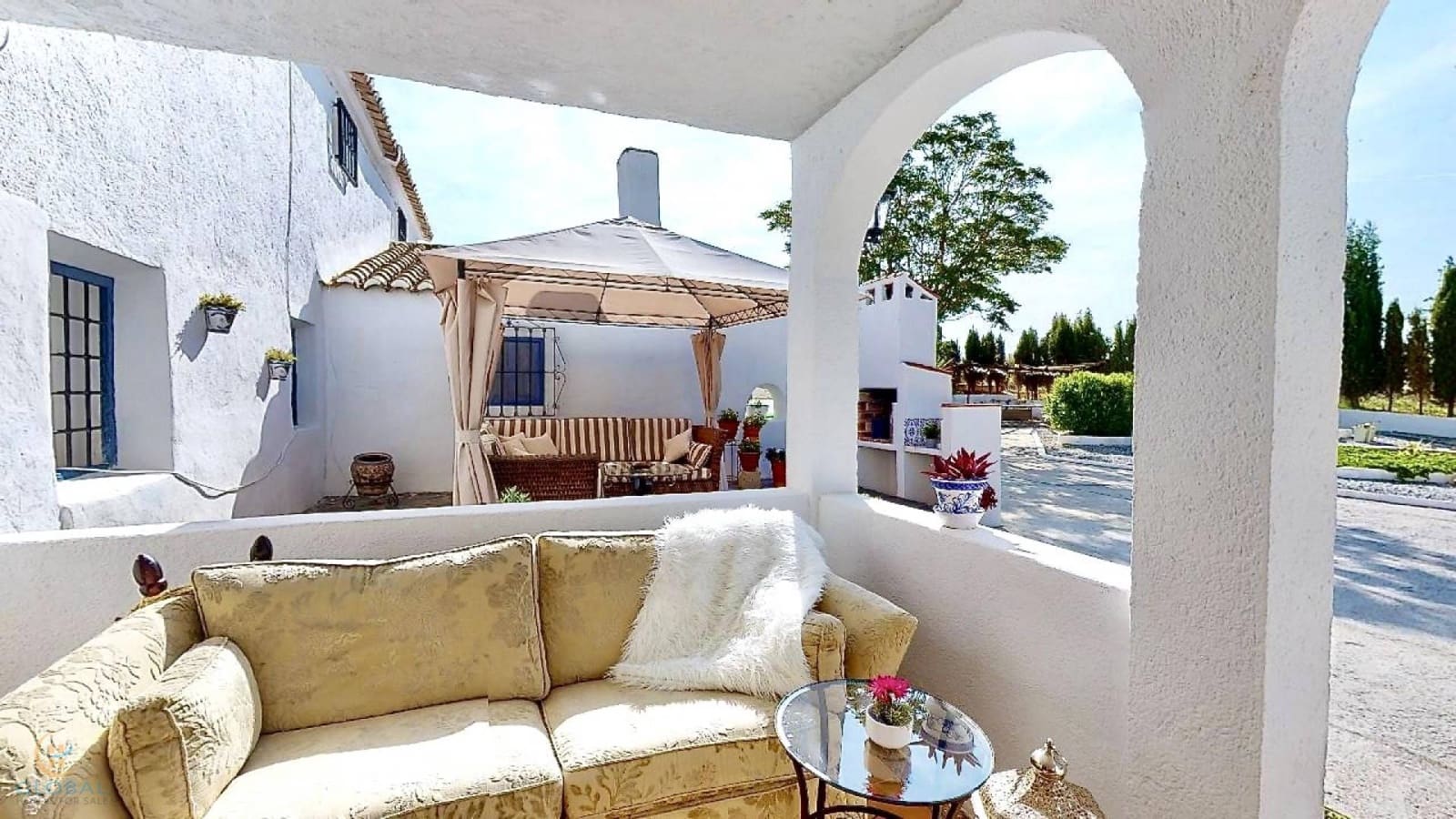 12 soveværelse Guesthouse/B & B til salg i Caniles med swimmingpool - € 1.250.000 (Ref: 8480208)