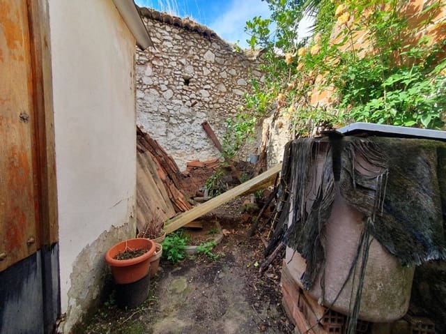 Casa de 2 habitaciones en Gaucín en venta - 65.000 € (Ref: 8600333)
