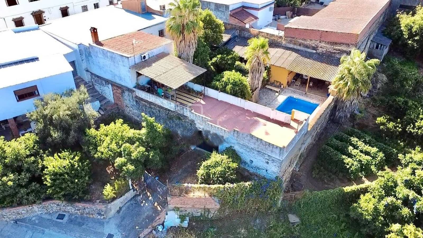 4 soveværelse Byhus til salg i San Pablo de Buceite med swimmingpool - € 260.000 (Ref: 8688238)