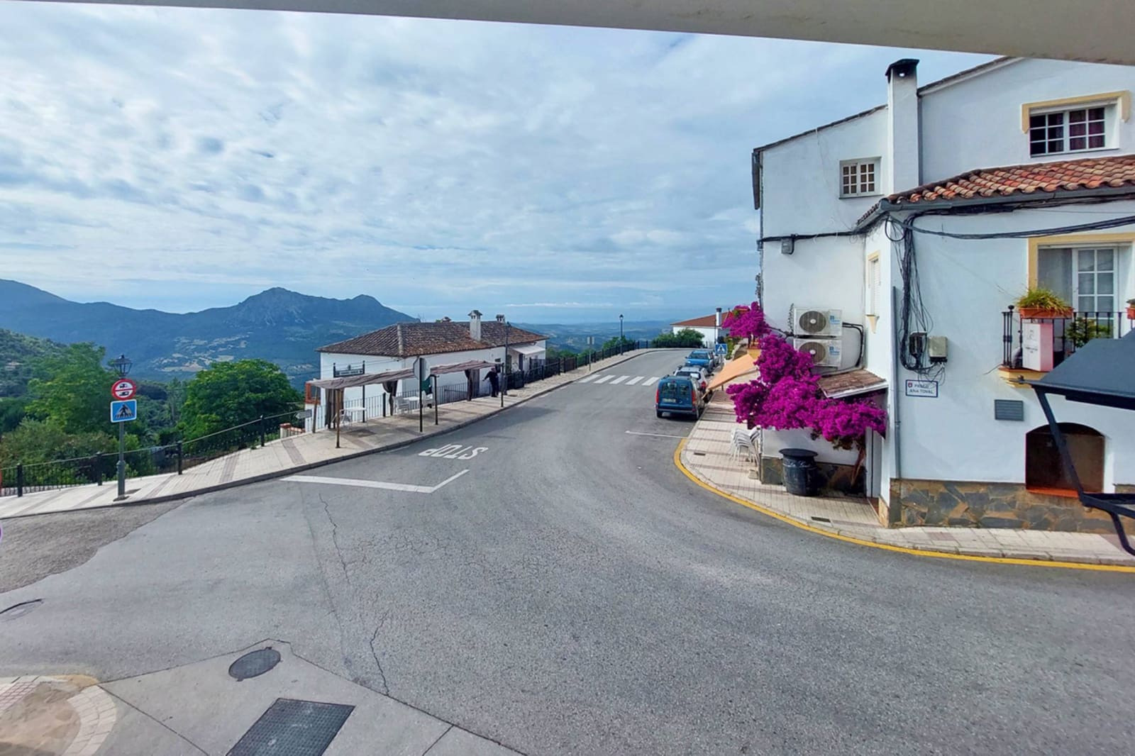 6 soveværelse Byhus til salg i Gaucin - € 265.000 (Ref: 8844886)