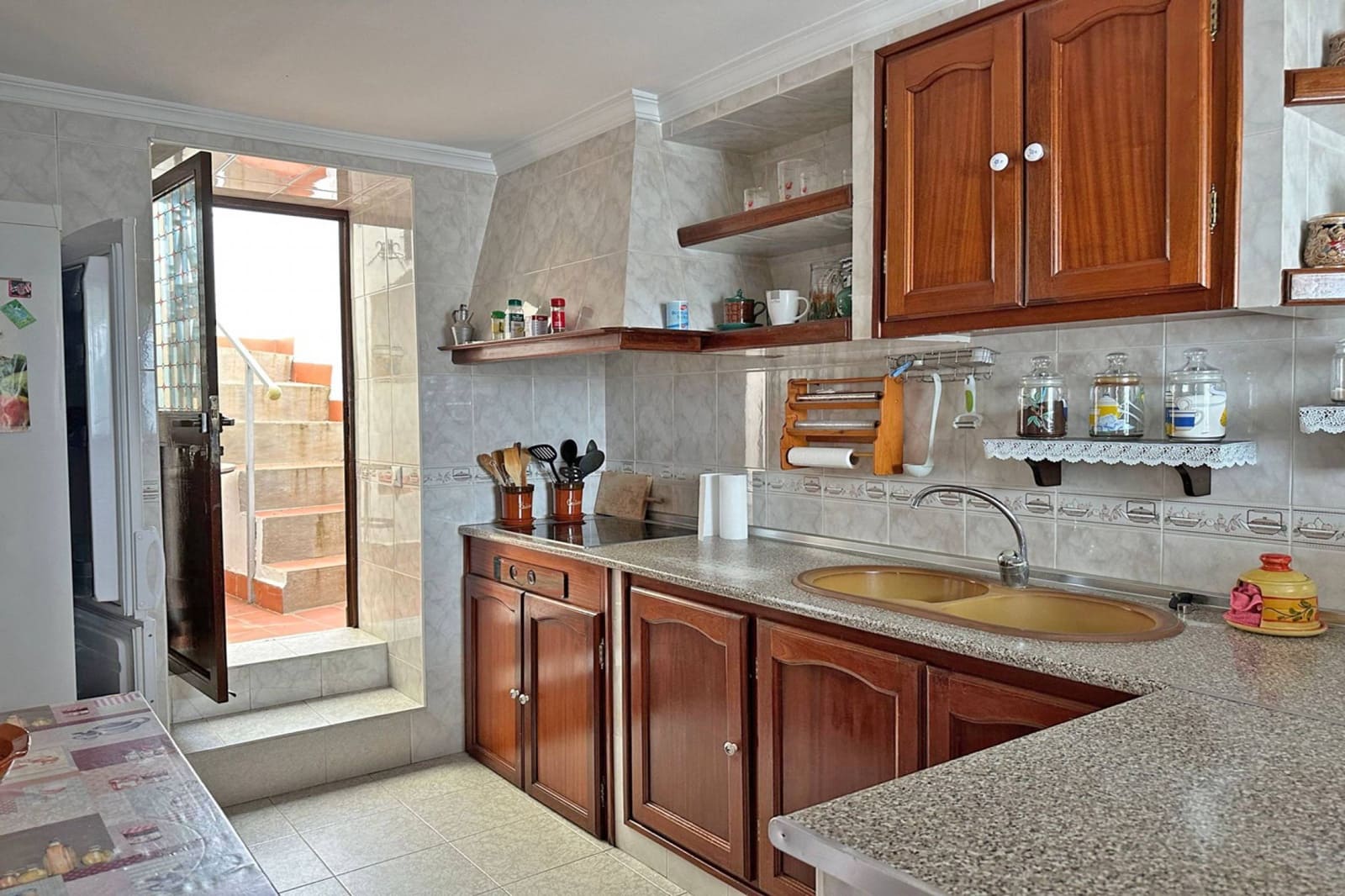 6 soveværelse Byhus til salg i Gaucin - € 265.000 (Ref: 8844886)