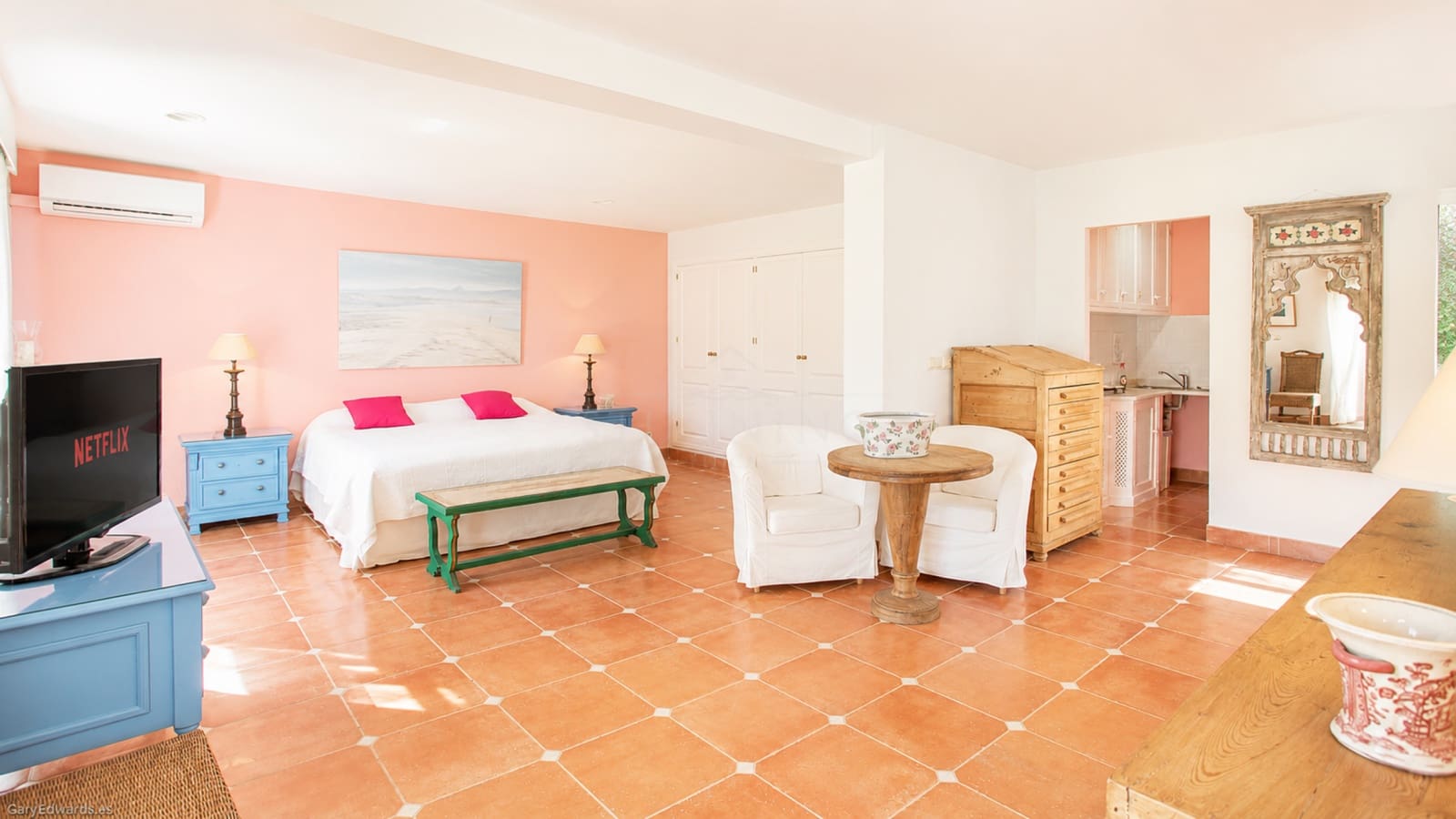 8 bedroom Finca/Country House for sale in Gaucin with pool garage - € 2,490,000 (Ref: 8845169)