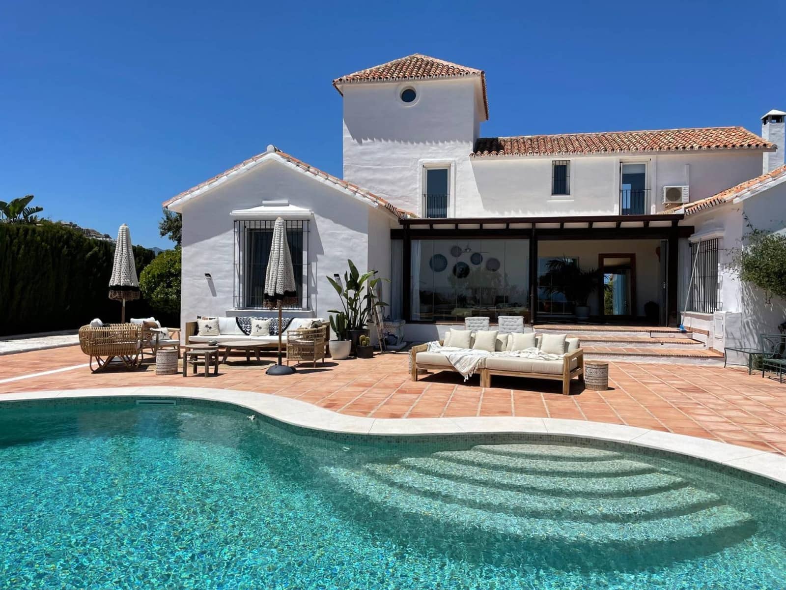 5 soveværelse Villa til salg i La Mairena - € 1.950.000 (Ref: 8868055)