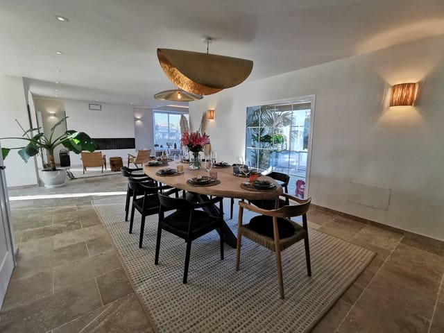 5 soveværelse Villa til salg i La Mairena, Ojen - € 1.950.000 (Ref: 8868055)