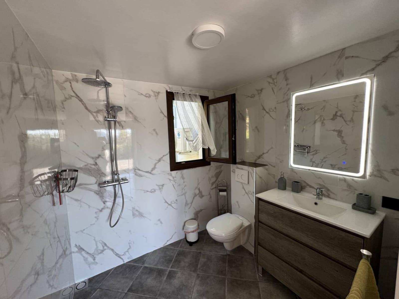 4 soveværelse Finca/Landehus til salg i El Gastor med swimmingpool - € 295.000 (Ref: 8879133)