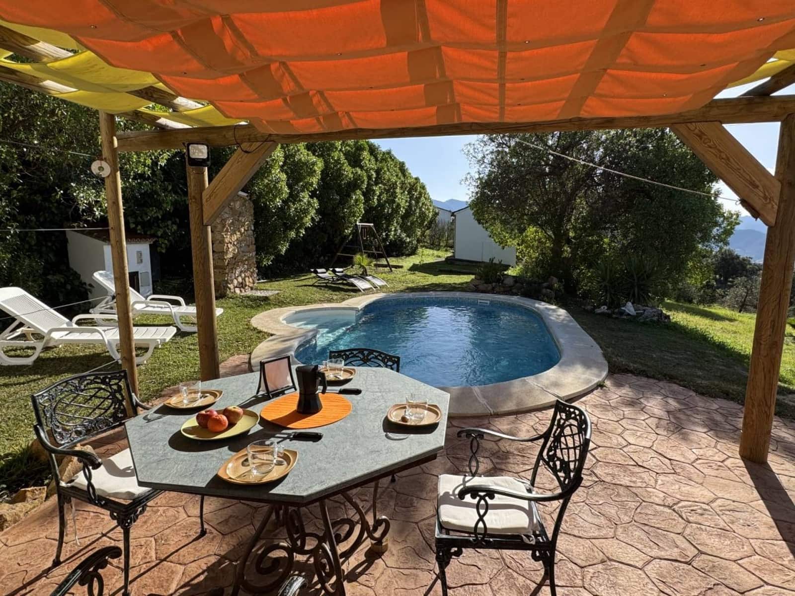 4 soveværelse Finca/Landehus til salg i El Gastor med swimmingpool - € 295.000 (Ref: 8879133)