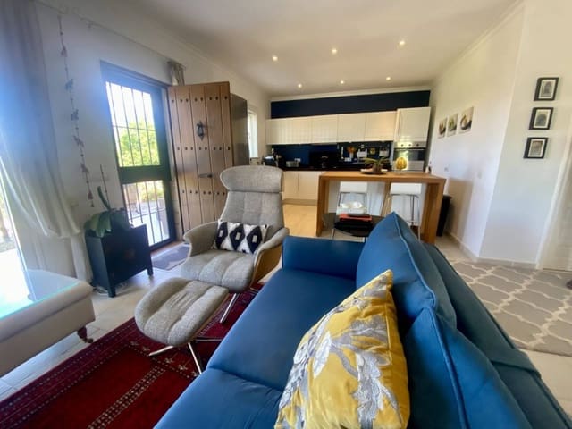 2 soveværelse Finca/Landehus til salg i Algodonales med swimmingpool - € 395.000 (Ref: 9002490)