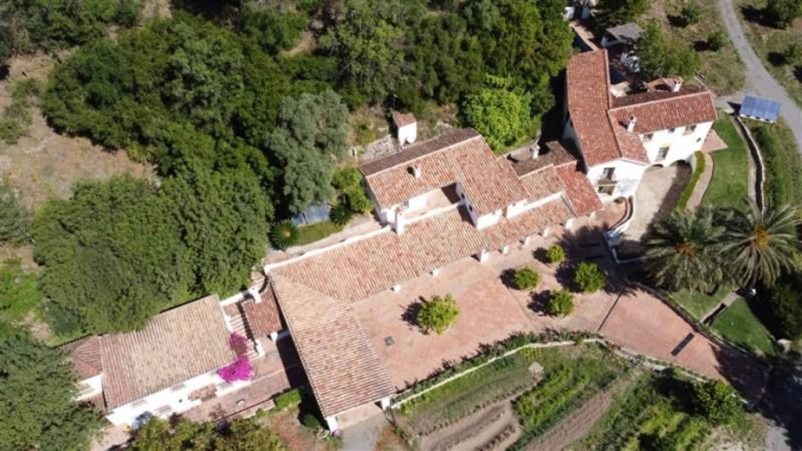 10 soverom Finca/Herregård til salgs i Gaucin med svømmebasseng - € 2 800 000 (Ref: 9097059)