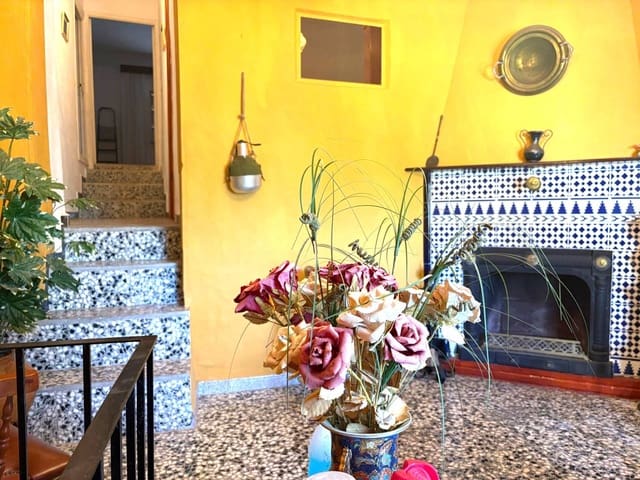 3 bedroom Townhouse for sale in Gaucín - € 120,000 (Ref: 9142189)