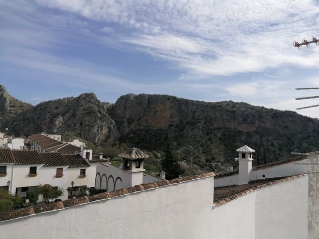 3 makuuhuone Omakotitalo myytävänä paikassa Montejaque - 120 000 € (Ref: 9142376)