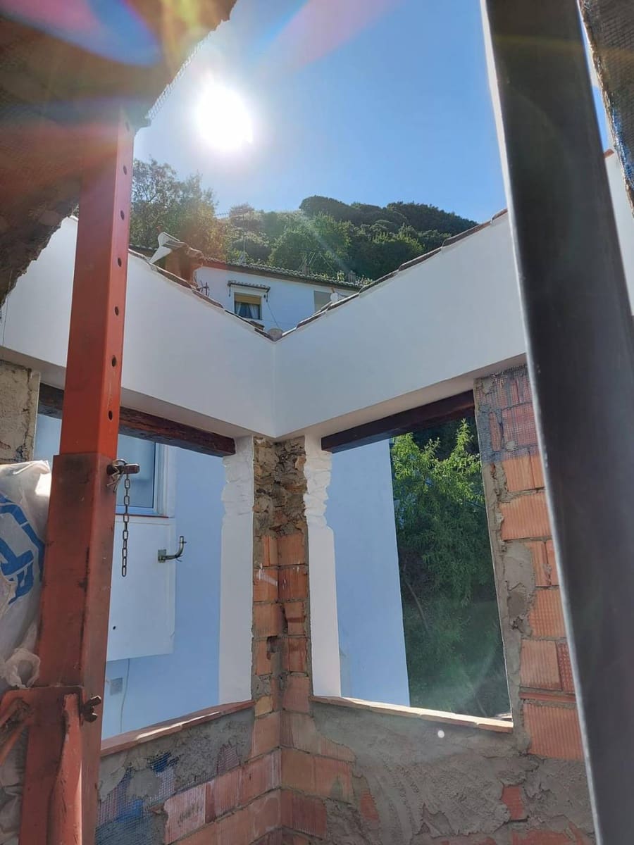 6 bedroom Townhouse for sale in Benalauria - € 120,000 (Ref: 9170505)