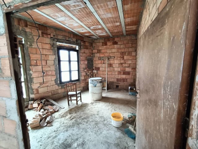 6 soveværelse Byhus til salg i Benalauría - € 120.000 (Ref: 9170505)