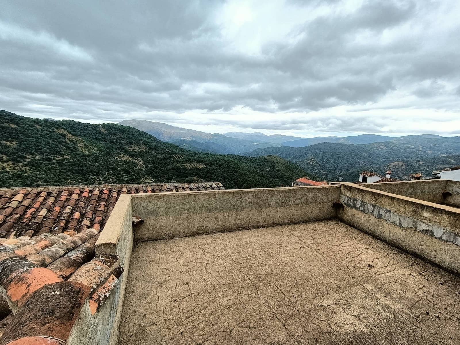 6 bedroom Townhouse for sale in Benalauria - € 120,000 (Ref: 9170505)