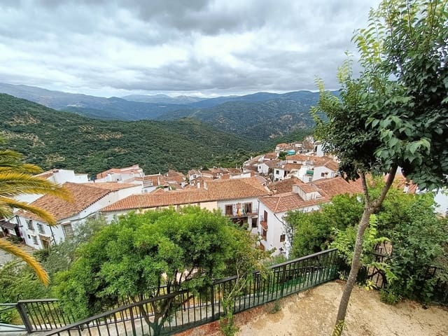 6 soveværelse Byhus til salg i Benalauría - € 120.000 (Ref: 9170505)