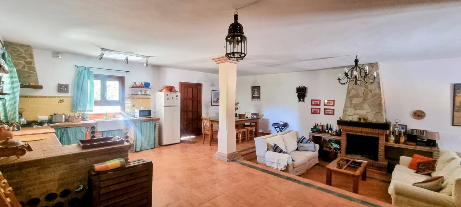 4 bedroom Villa for sale in Cortes de la Frontera - € 255,000 (Ref: 9177156)