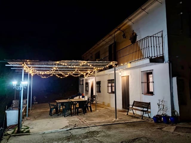 5 soveværelse Finca/Landehus til salg i Gaucín med swimmingpool - € 890.000 (Ref: 9198649)