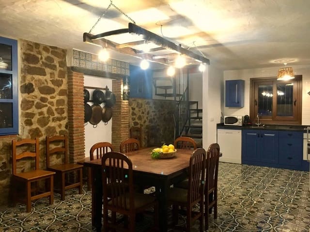 5 soveværelse Finca/Landehus til salg i Gaucín med swimmingpool - € 890.000 (Ref: 9198649)