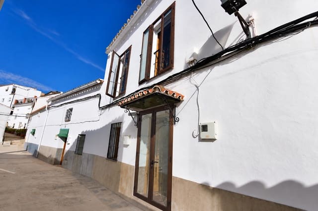 4 slaapkamer Huis te koop in Gaucín met zwembad - € 155.000 (Ref: 9203060)