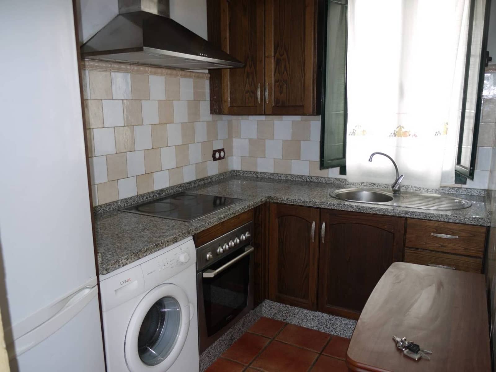 5 slaapkamer Finca/Landhuis te koop in Zahara de la Sierra met zwembad - € 470.000 (Ref: 9205632)